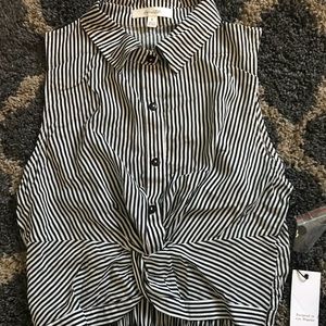 Striped short sleeve top